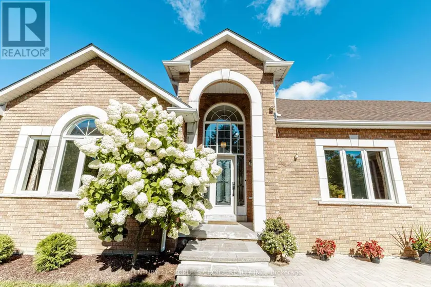 Detached at 44 DEER RIDGE ROAD, Uxbridge