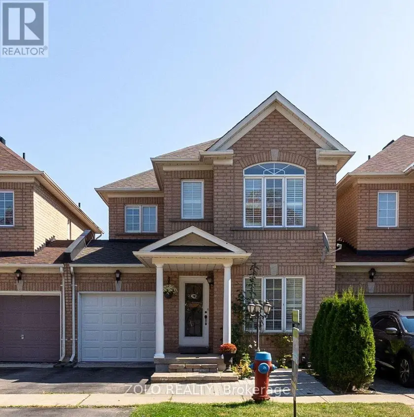 Townhouse at 33 WALKVIEW CRESCENT, Richmond Hill