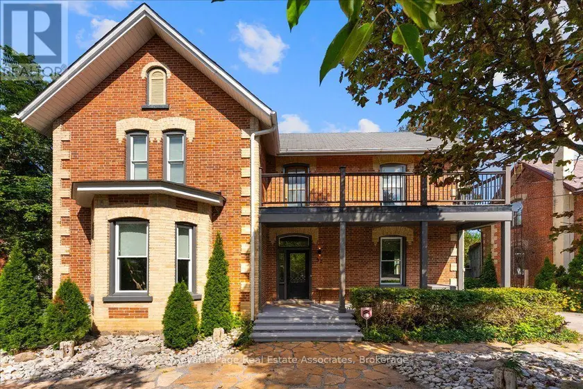 Detached at 52 CAMERON STREET E, Brock