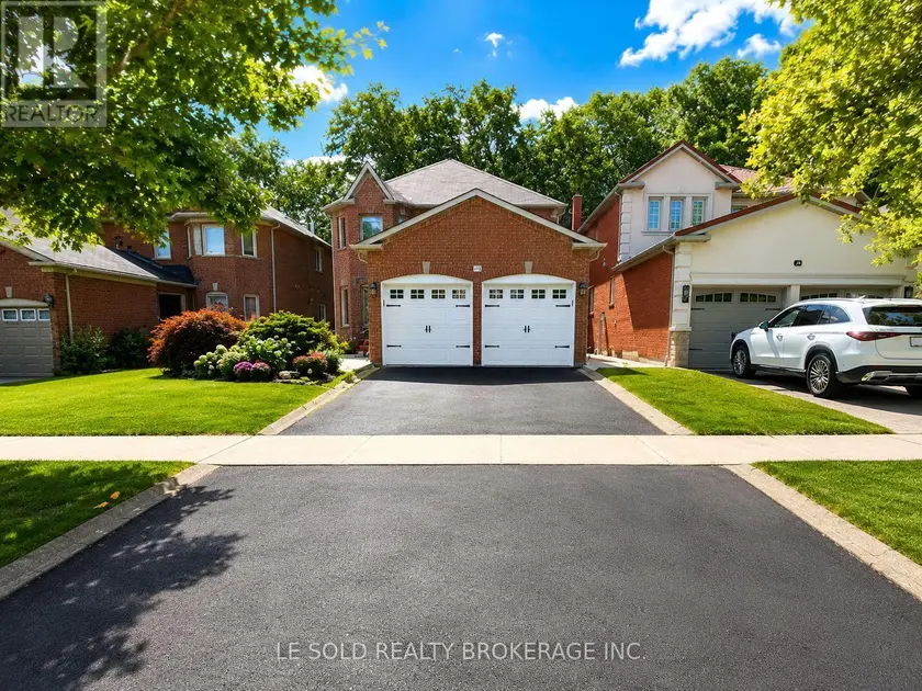 Detached at 76 LARRATT LANE, Richmond Hill