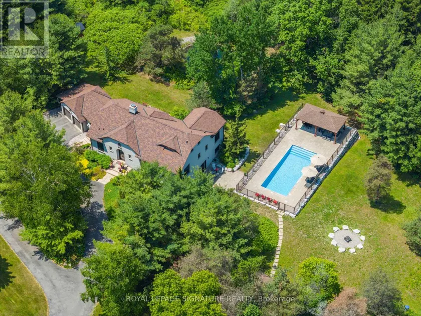 Detached at 30 KINGSWOOD DRIVE, King