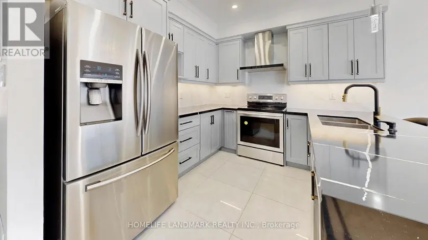 Semi-Detached/Link at 32 ARCO CIRCLE, Vaughan