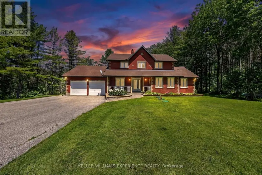 Detached at 7831 5TH LINE, Essa