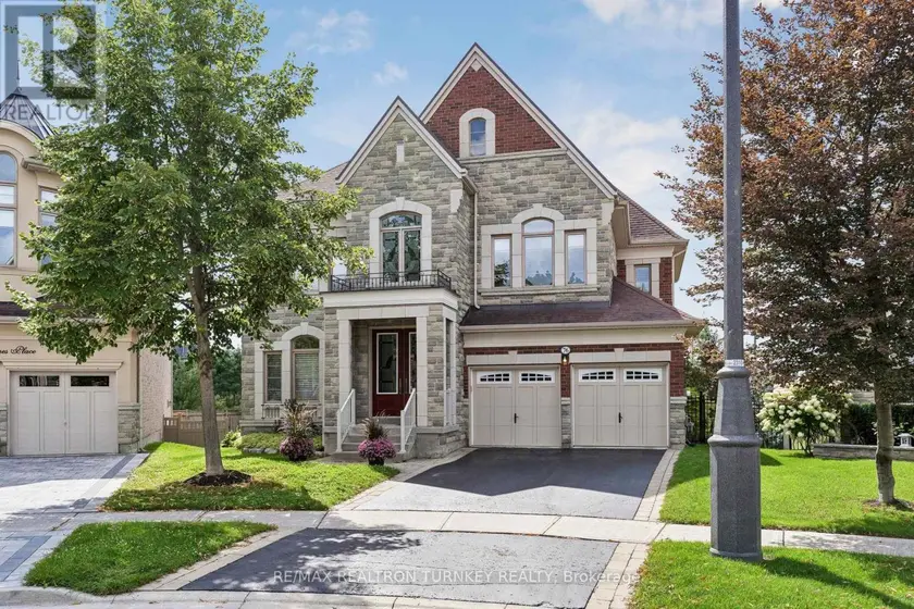 Detached at 76 VINES PLACE, Aurora