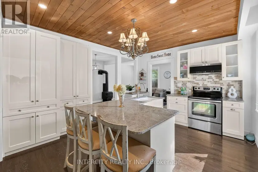 Detached at 98 ESSA STREET, Bradford West Gwillimbury