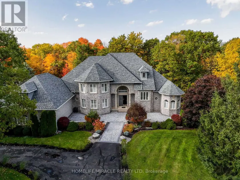 Detached at 12 DEER RUN, Uxbridge