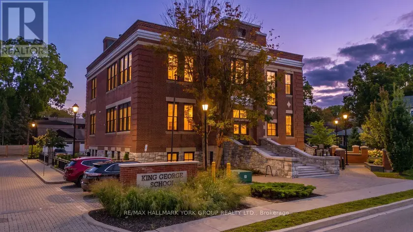 Apartment at 203 - 400 PARK AVENUE, Newmarket
