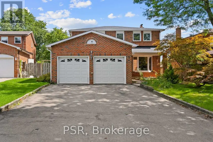 Detached at 6 LIPPINCOTT COURT, Richmond Hill