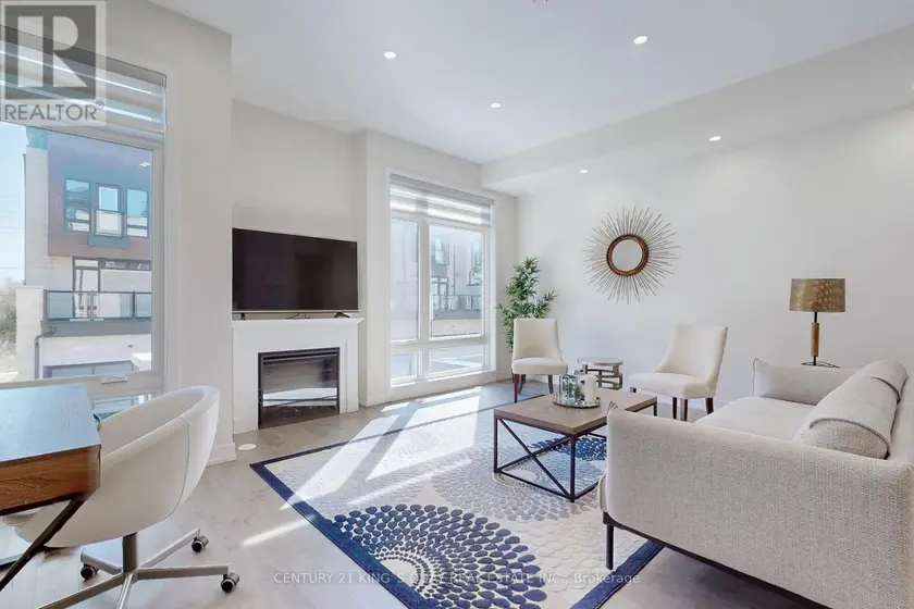 Townhouse at 16 CREDIT LANE, Richmond Hill