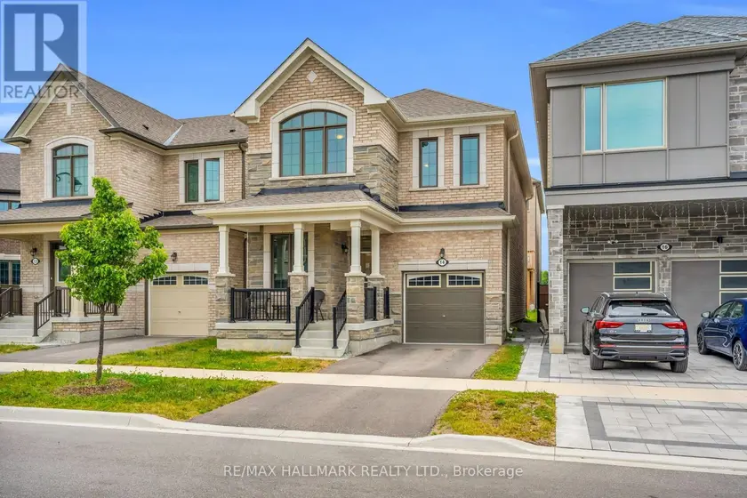 Detached at 14 EBERLY WOODS DRIVE, Markham