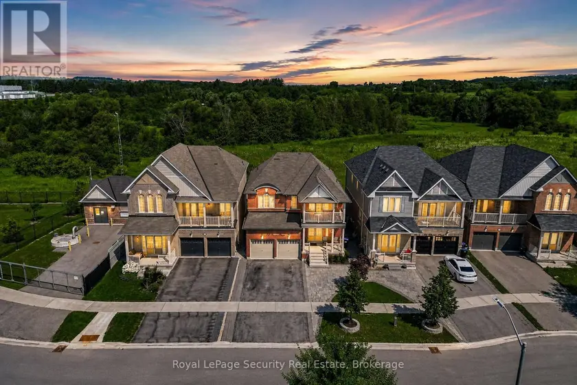 Detached at 77 PIERCE PLACE, New Tecumseth