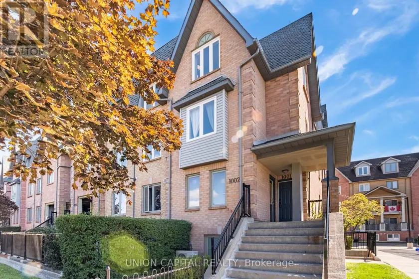 Townhouse at 1002 - 75 WELDRICK ROAD E, Richmond Hill