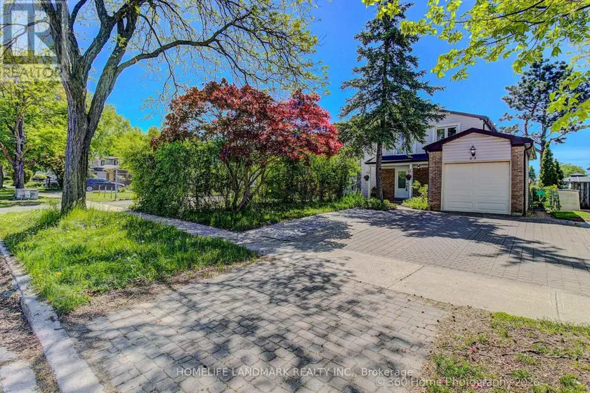 Detached at 33 KITSILANO CRESCENT, Richmond Hill