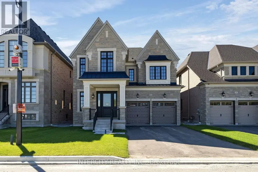 Detached at 33 GIANVITO CRESCENT, King