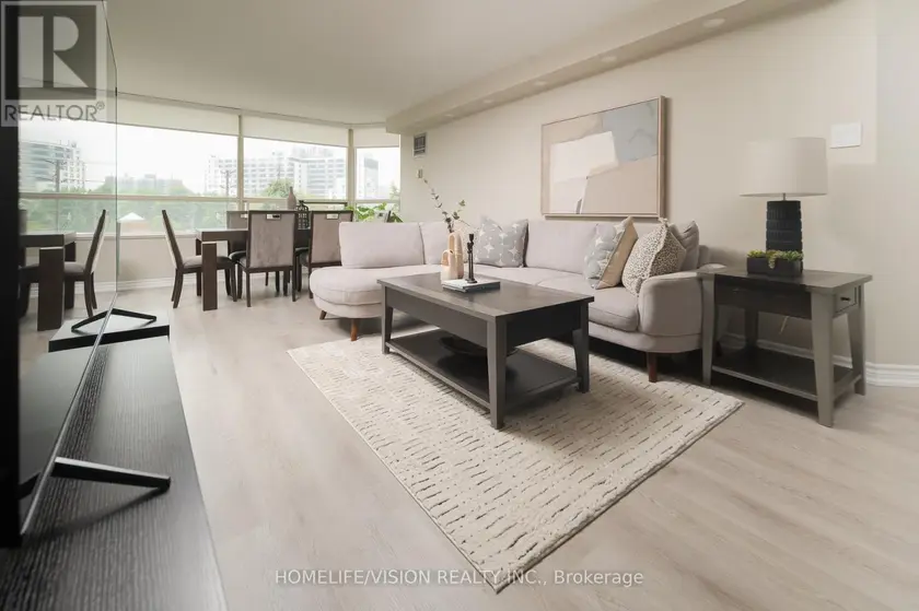 Apartment at 413 - 7 TOWNSGATE DRIVE, Vaughan