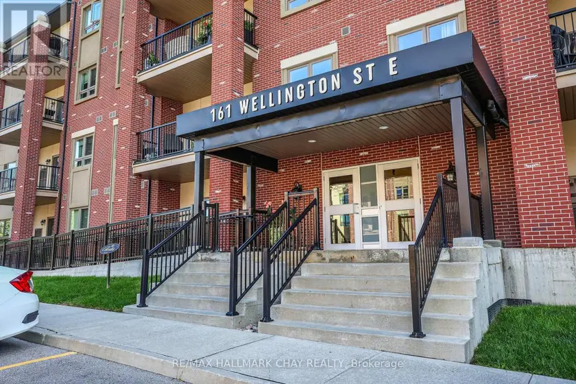 Apartment at 210 - 161 WELLINGTON STREET E, New Tecumseth