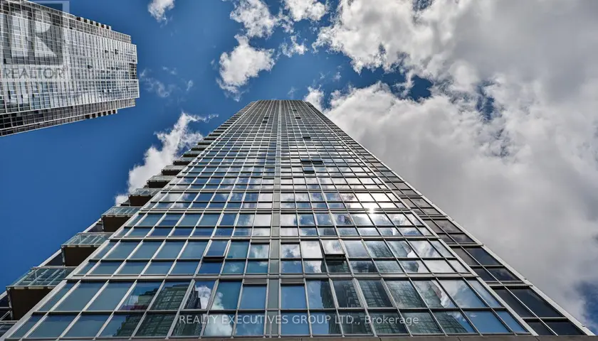 Apartment at 1706 - 2916 HIGHWAY 7 ROAD, Vaughan