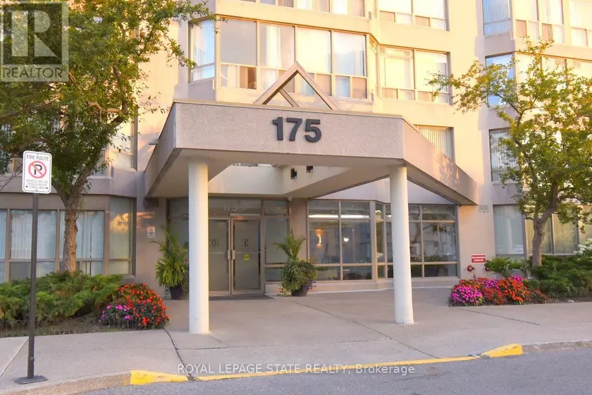 Apartment at 215 - 175 CEDAR AVENUE, Richmond Hill