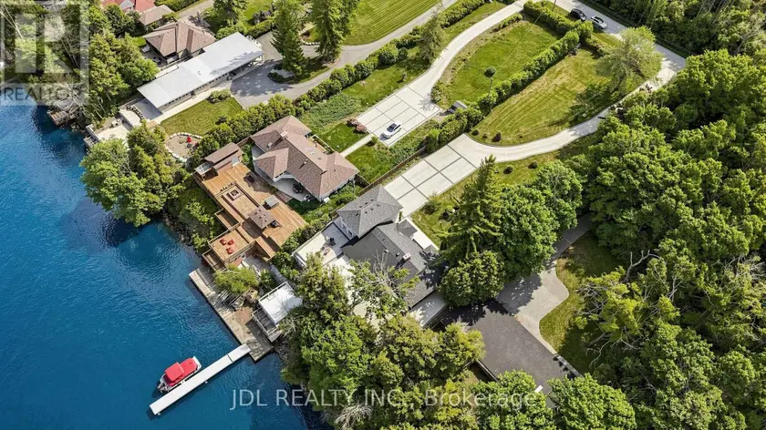 Detached at 25220 MAPLE BEACH ROAD, Brock