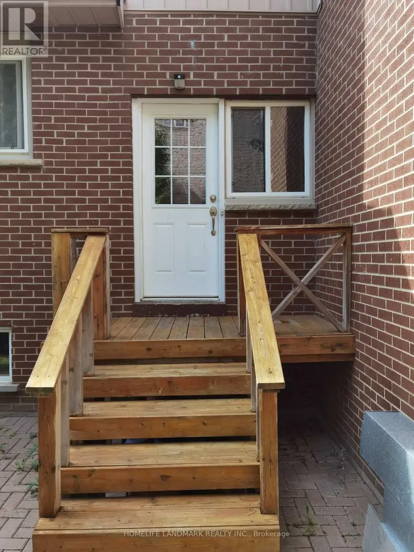 Detached at 109 BROOKSIDE ROAD S, Richmond Hill