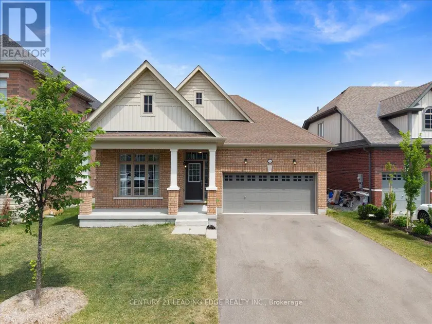 Detached at 16 FAIMIRA AVENUE, Georgina