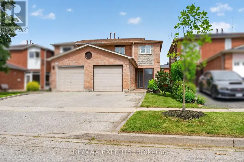 Semi-Detached/Link at 112 ANDREA LANE, Vaughan