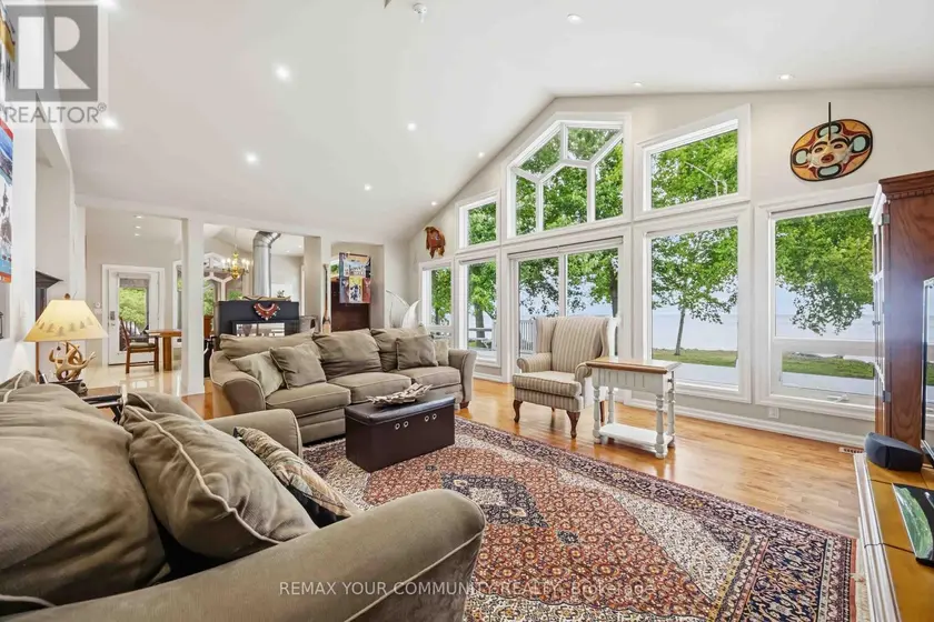 Detached at 1699 CHIEF JOSEPH SNAKE ROAD, Georgina Islands