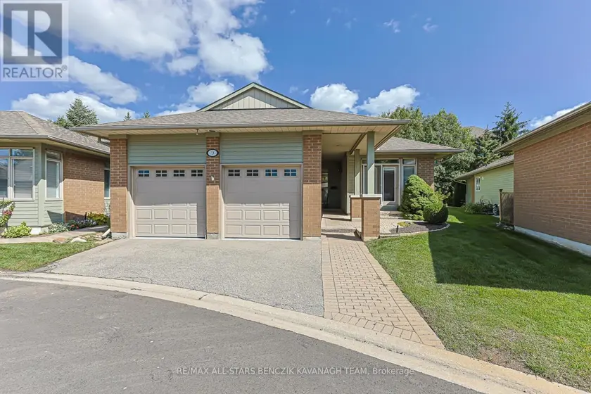 Detached at 9 WARNOCK GREEN WAY, Markham