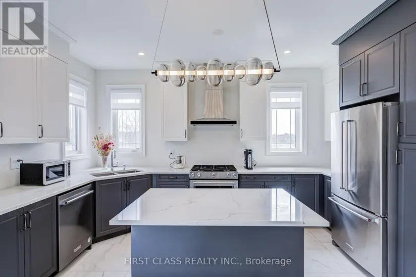 Detached at 376 SEAVIEW HEIGHTS, East Gwillimbury
