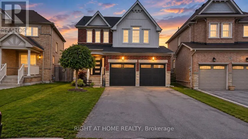 Detached at 15 SUNDRAGON TRAIL, Bradford West Gwillimbury