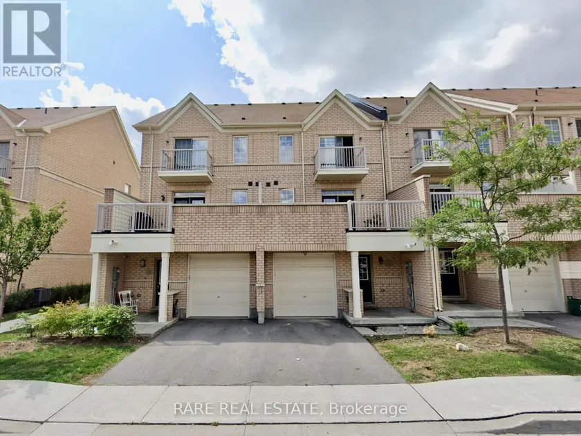 Townhouse at 2 - 18 CATHEDRAL HIGH STREET, Markham