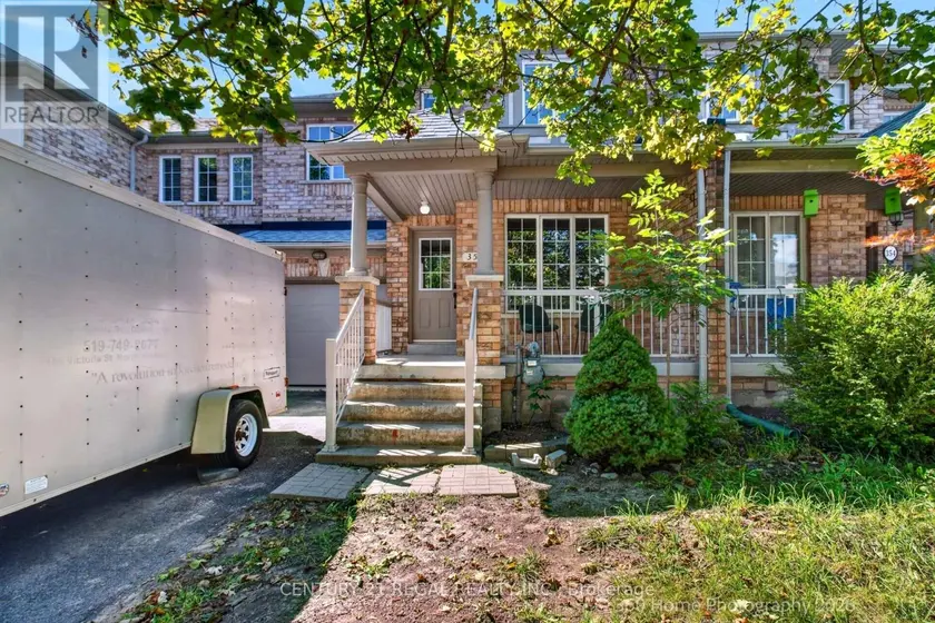 Townhouse at 352 FLAGSTONE WAY, Newmarket