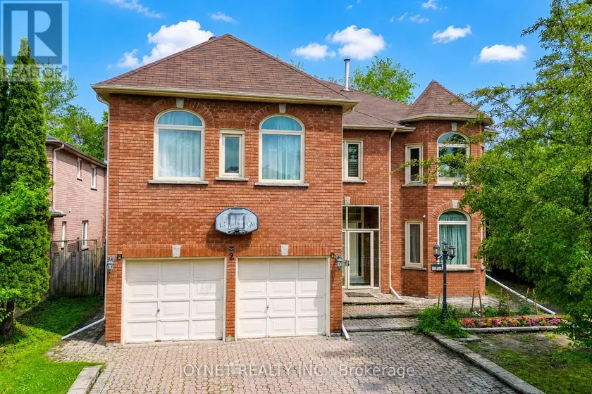 Detached at 2 WOODRIVER STREET, Richmond Hill