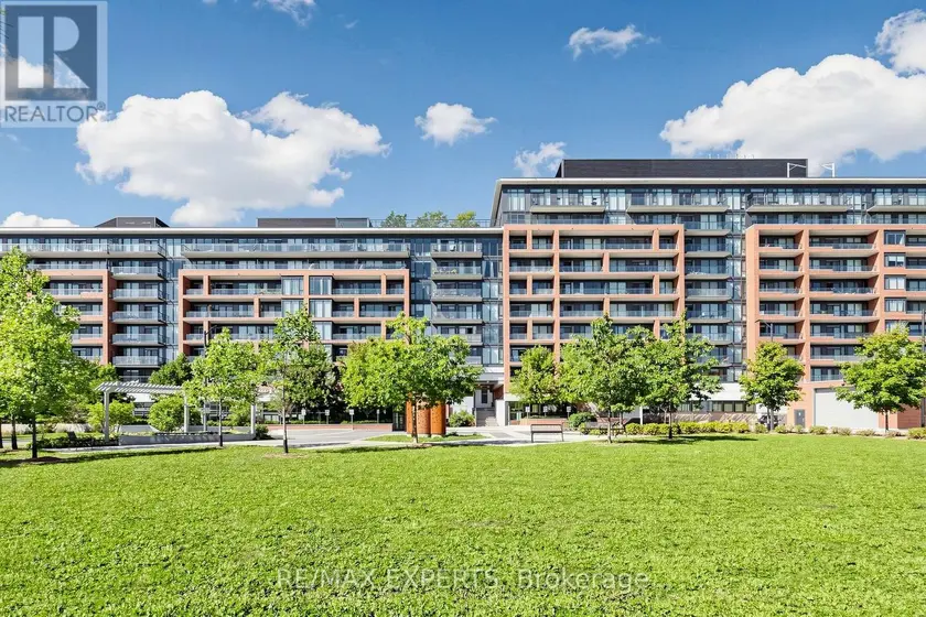 Apartment at 302 - 99 EAGLE ROCK WAY, Vaughan