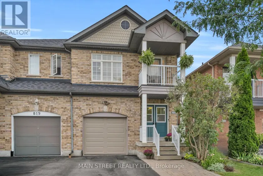 Semi-Detached/Link at 821 JOE PERSECHINI DRIVE, Newmarket