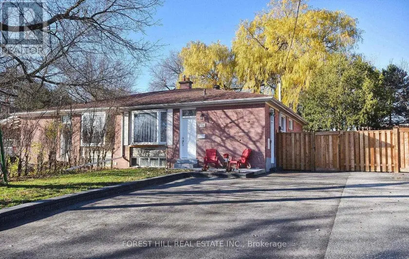 Semi-Detached/Link at MAIN FL - 304 DEMAINE CRESCENT, Richmond Hill
