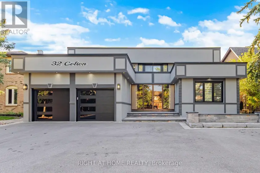 Detached at 32 COLTON CRESCENT S, Vaughan