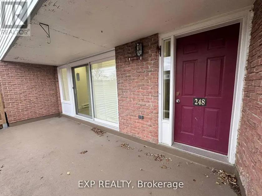 Townhouse at 120 - 248 MILESTONE CRESCENT, Aurora