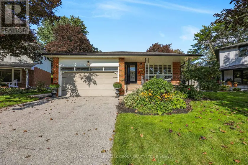 Detached at 93 JULIA COURT, Newmarket