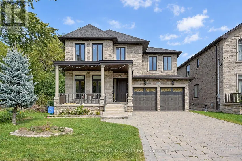 Detached at 153 LAWRENCE AVENUE, Richmond Hill