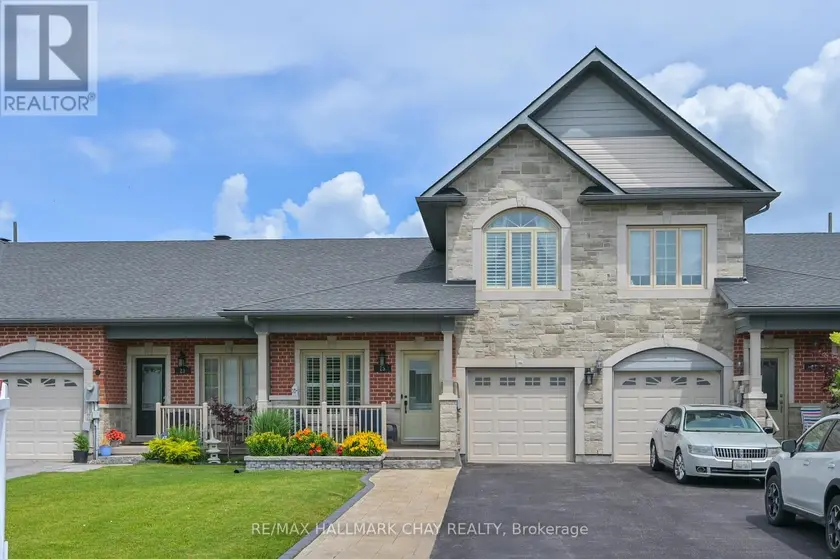 Townhouse at 25 KINGSMERE CRESCENT, New Tecumseth