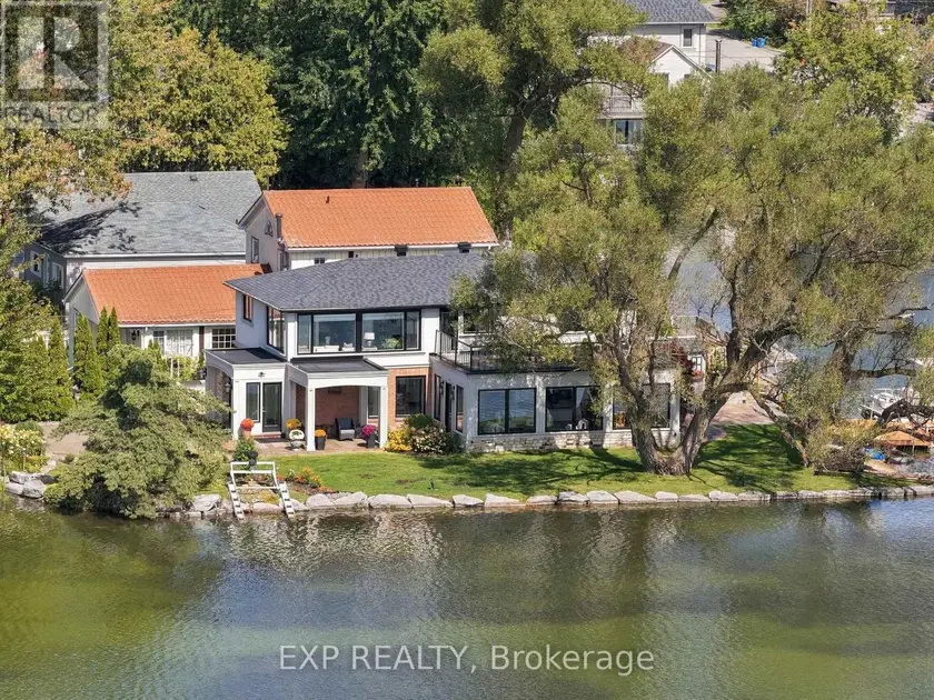 Detached at 3 WILLOWBANK AVENUE, Richmond Hill