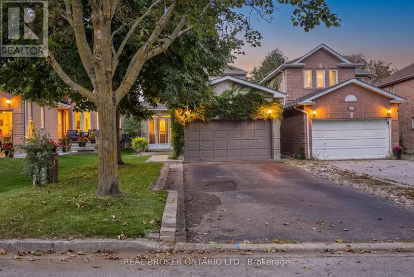 Detached at 408 FLANAGAN COURT, Newmarket