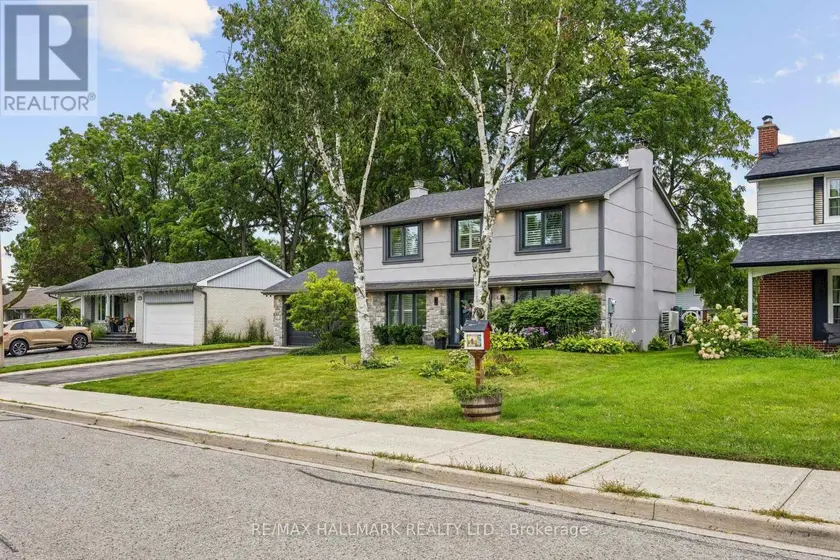 Detached at 69 NISBET DRIVE, Aurora