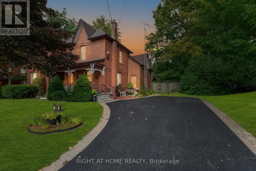 Detached at 220 BARRIE STREET, Essa