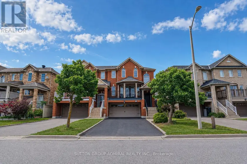 Semi-Detached/Link at 43 MAINLAND CRESCENT, Vaughan
