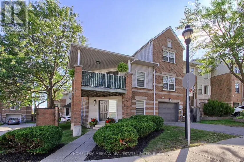 Townhouse at 30 BRANDY LANE WAY, Newmarket
