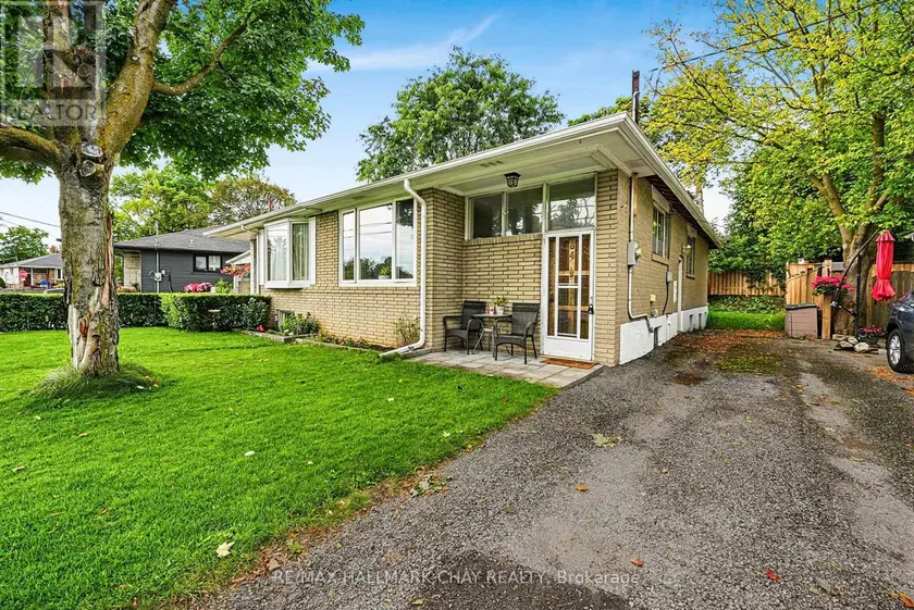 Semi-Detached/Link at 84 LONGFORD DRIVE, Newmarket