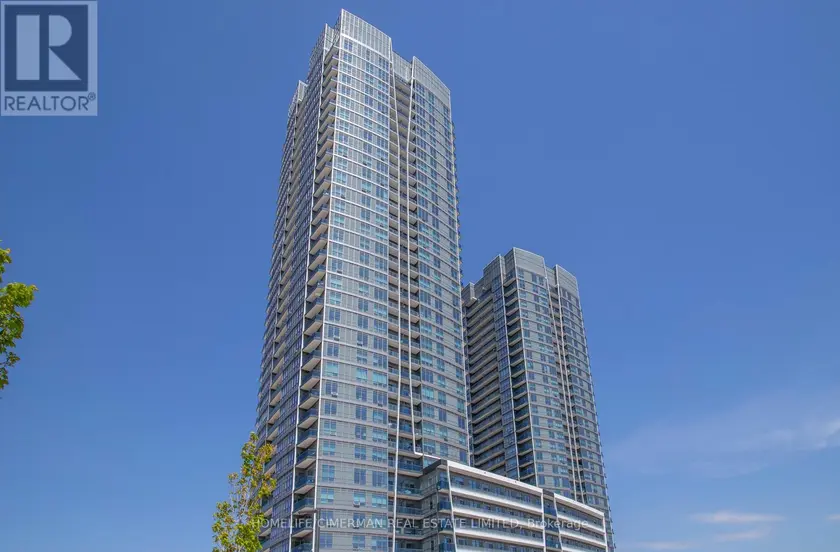 Apartment at 30 Upper Mall Way, Vaughan