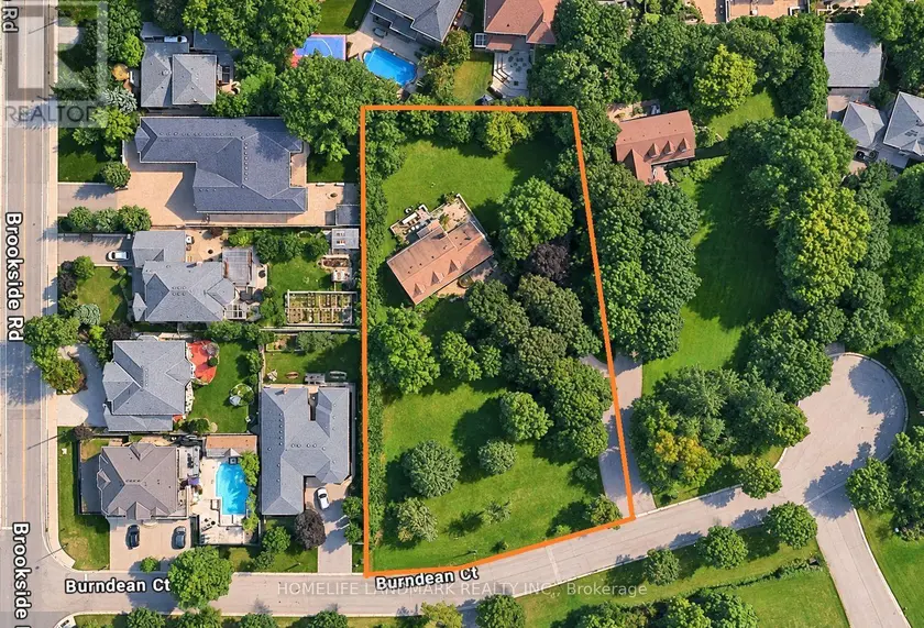 Detached at 99 BURNDEAN COURT, Richmond Hill